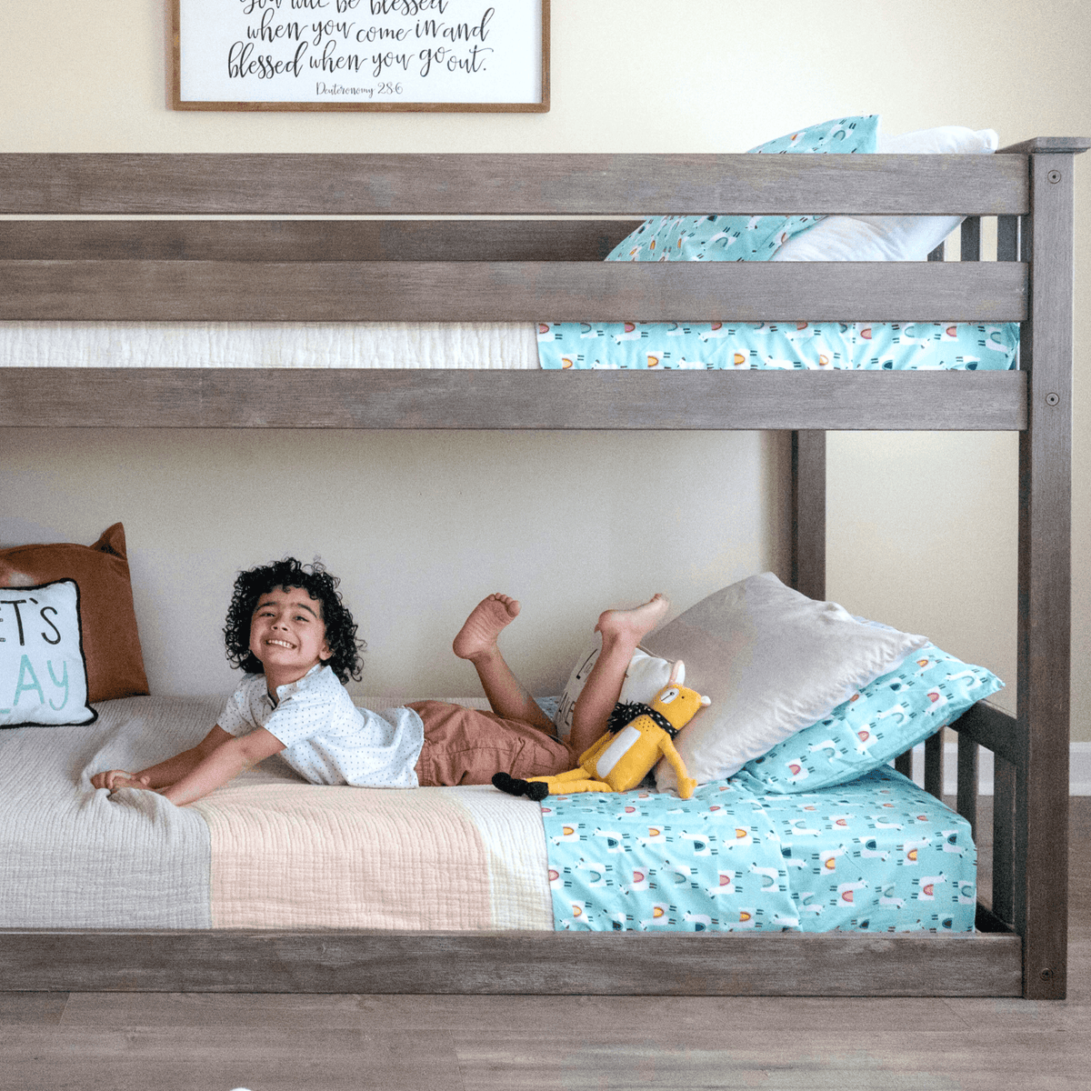 Floor hot sale bunk beds
