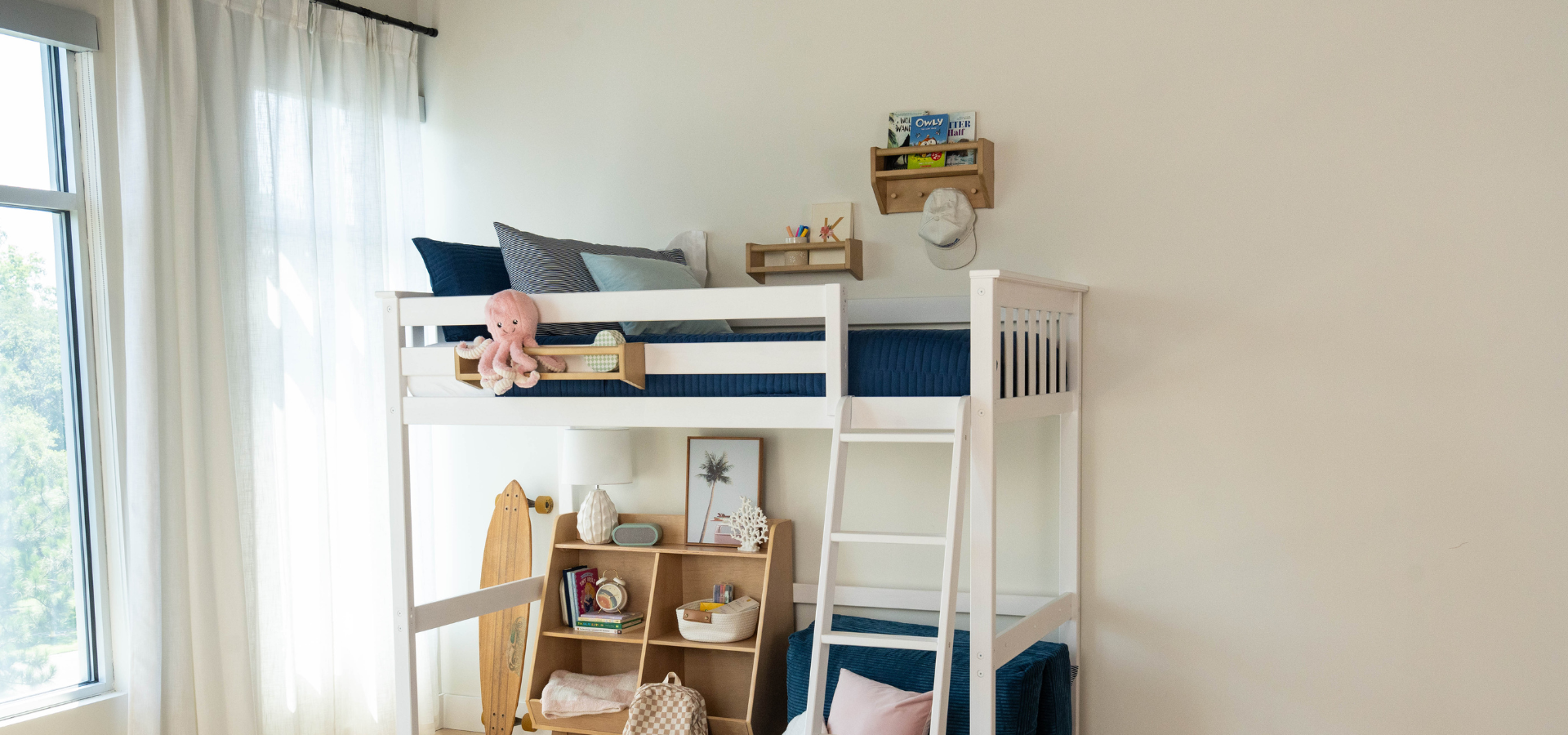 Bunk Beds vs. Loft Beds: What’s the Difference?