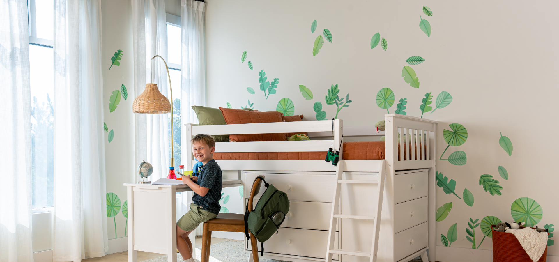 What Are Durable and Reusable Wall Decals for Kids’ Rooms?