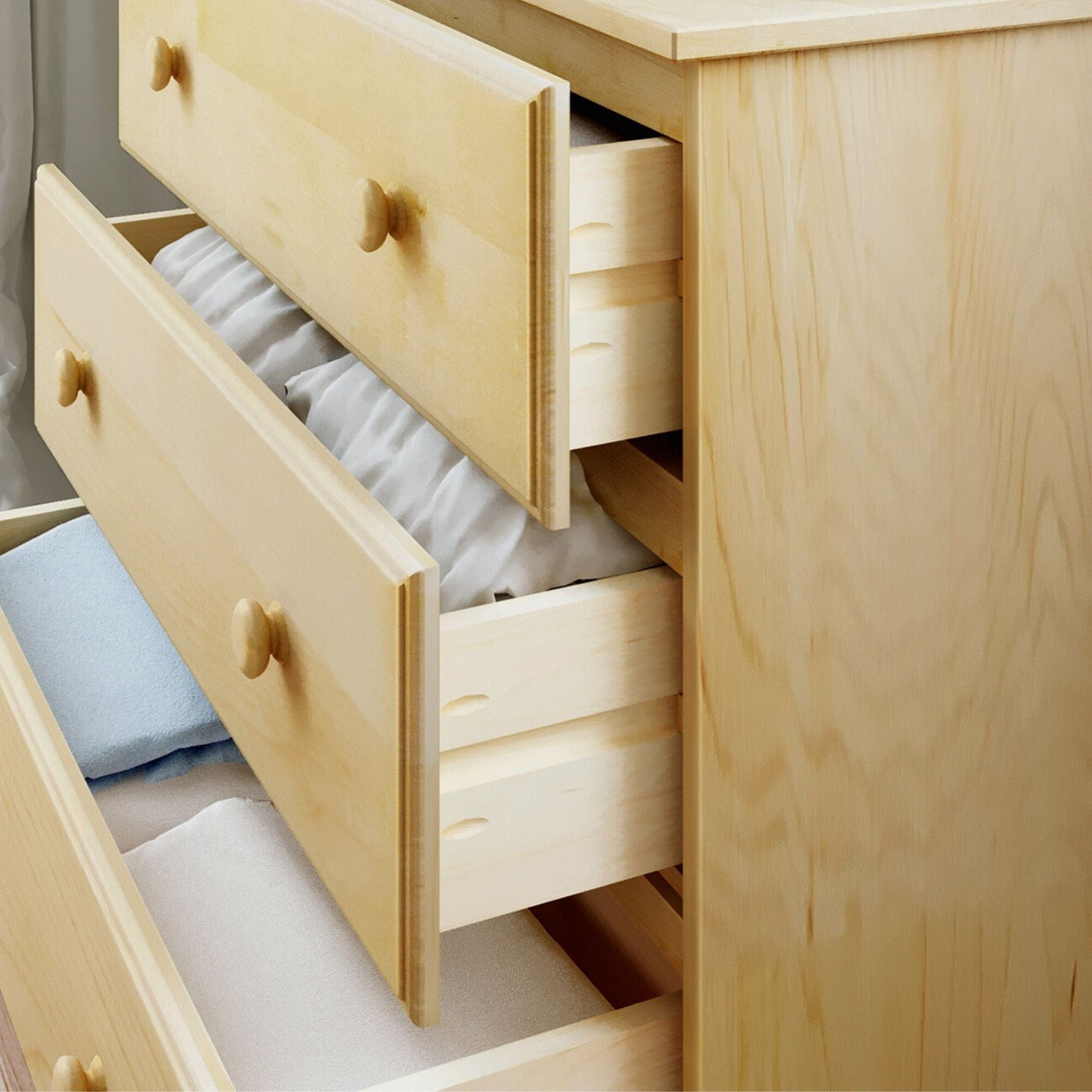 180013-001 : Furniture 3-Drawer Dresser, Natural