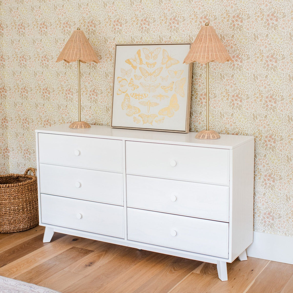 Max & Lily Classic, 6 Drawer Dresser, Natural Max & Lily Classic, 6 Drawer Dresser, Natural
