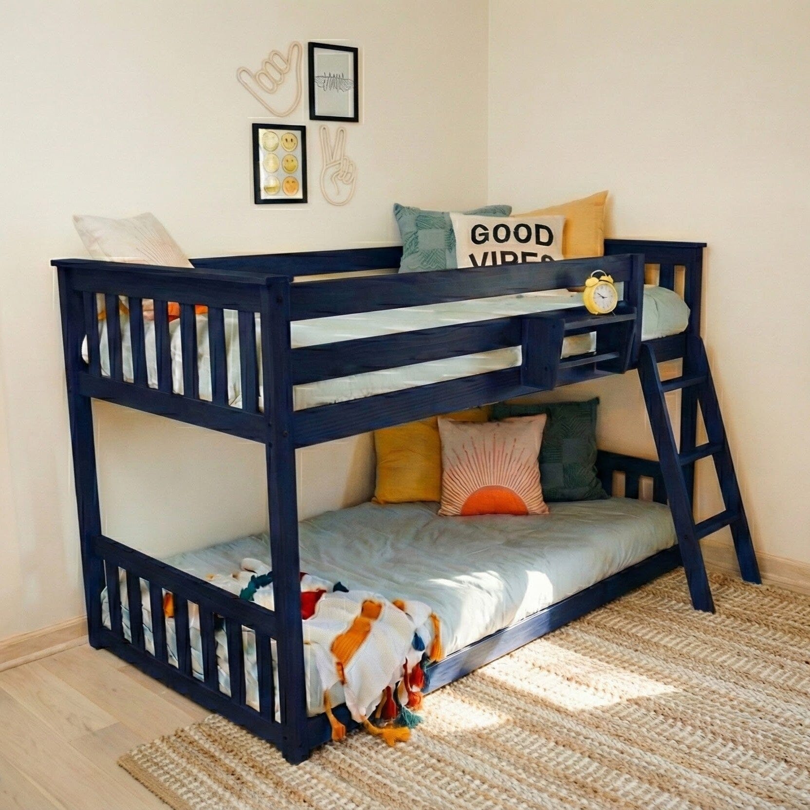 Twin Over Twin Low Bunk Bed – Max and Lily