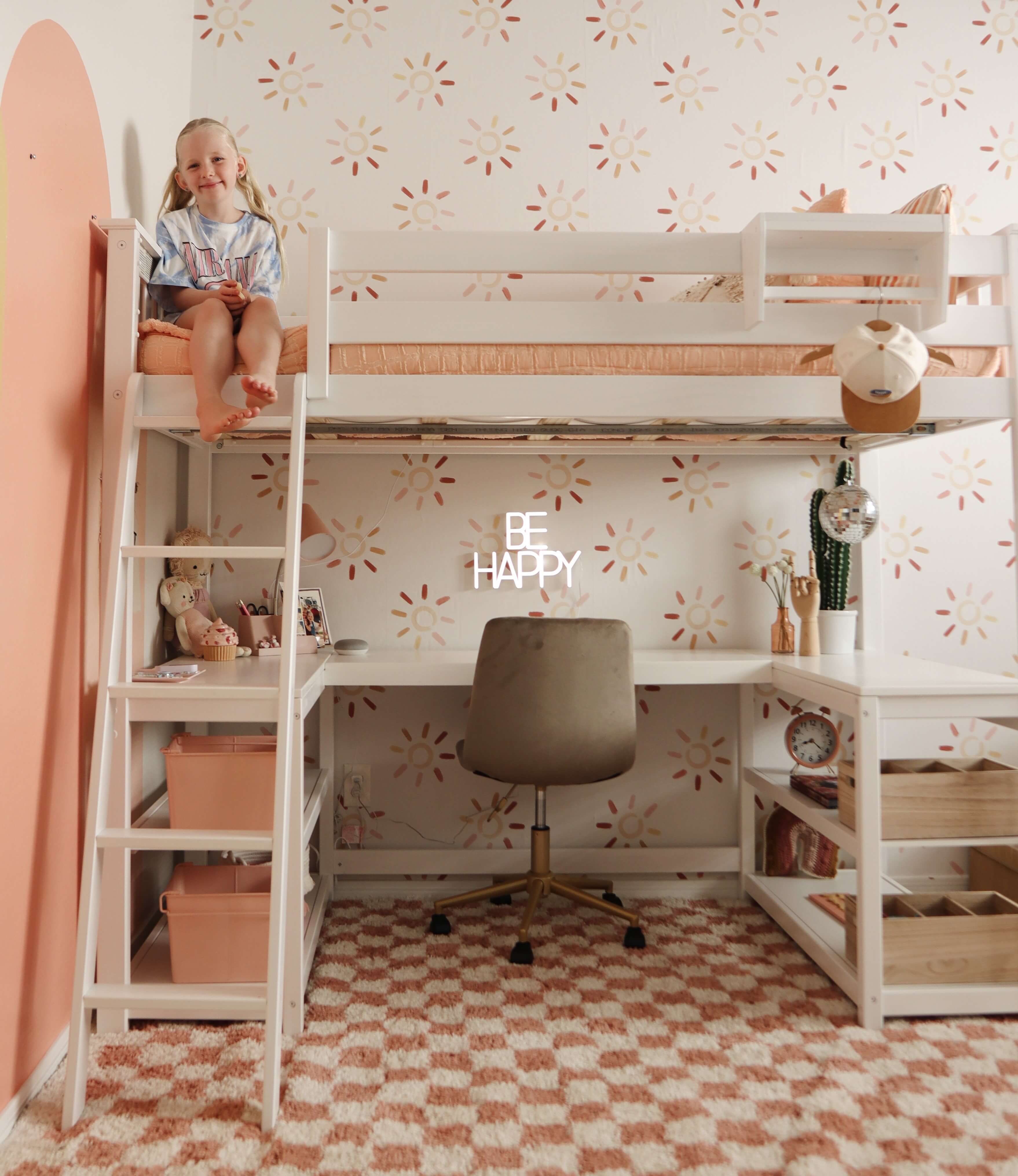 Little girl hotsell loft bed